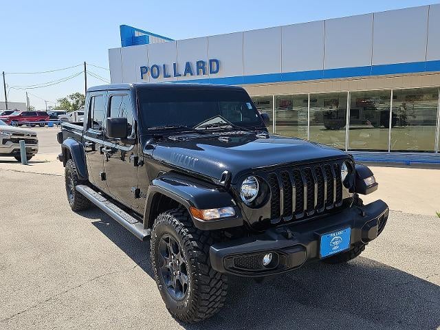 2023 Jeep Gladiator Willys in Black — front three-quarter view